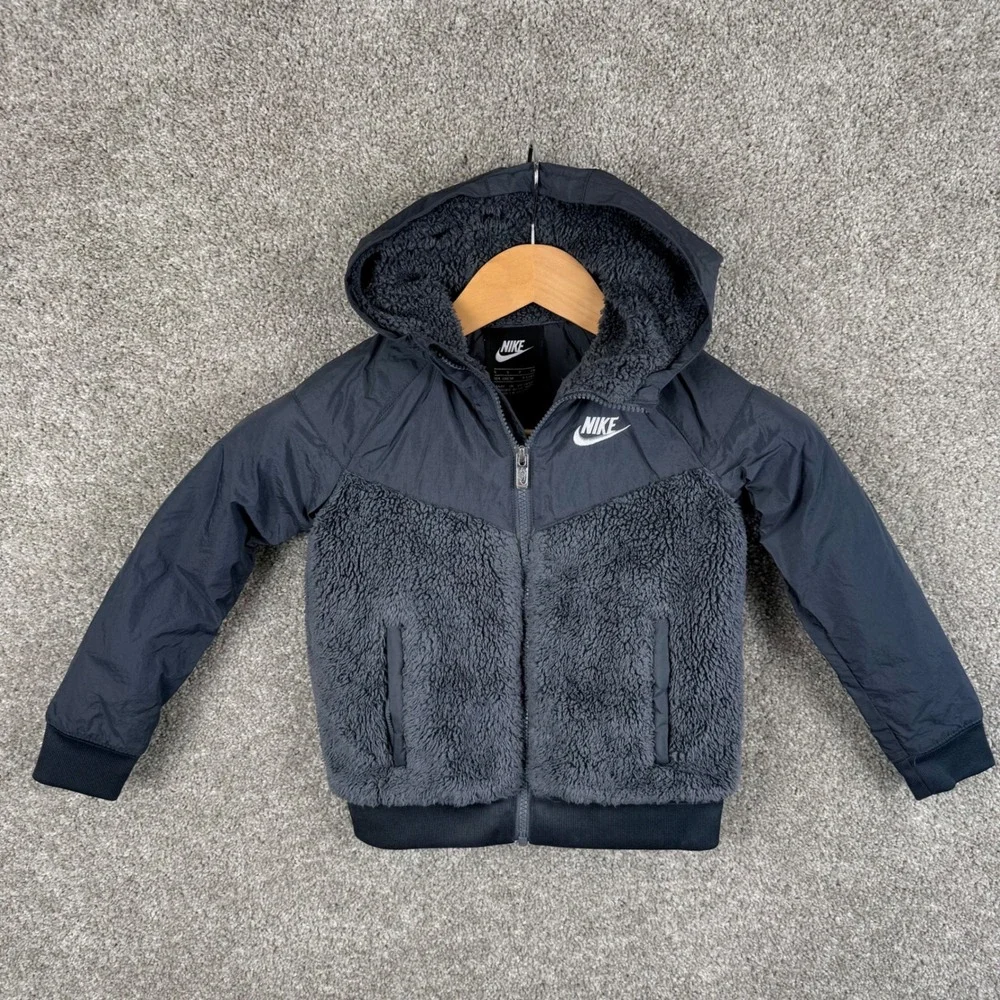 Nike‎ Youth Size 5 Sherpa Fleece Windrunner Hooded Jacket Anthracite Grey